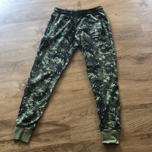 Flag nor fail joggers